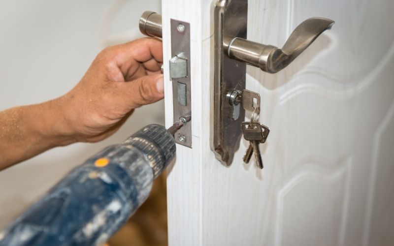 Installation professionnelle d'une serrure de sécurité à Boulogne-Billancourt